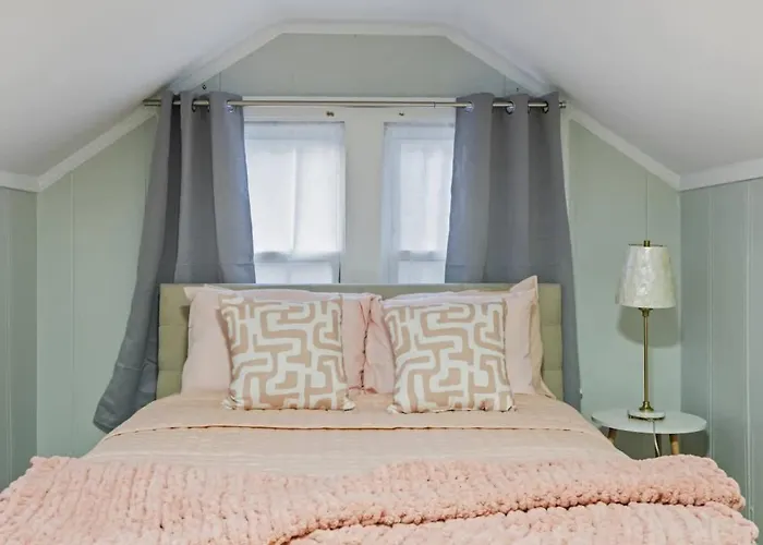 Holiday home 5bd 2bth Sleeps 11 With 3 Private Parking Oak Park